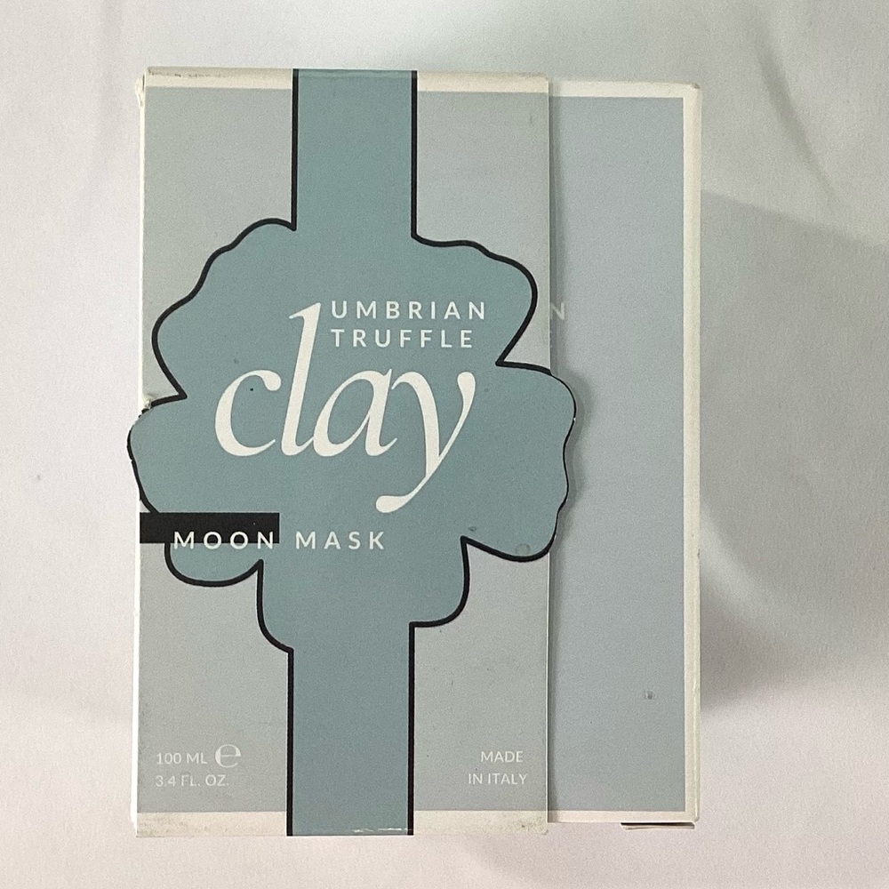 NEW-Umbrian truffle clay moon mask